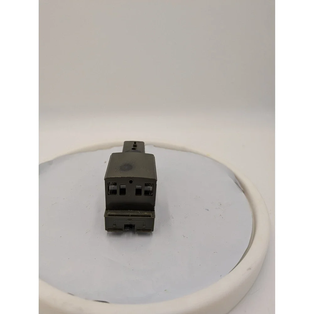 Vintage Military Green Diesel Switcher Locomotive Model Train‎ Engine HO Scale